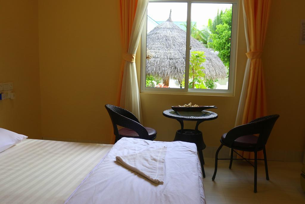 Ras Beach Inn Rasdhoo Экстерьер фото