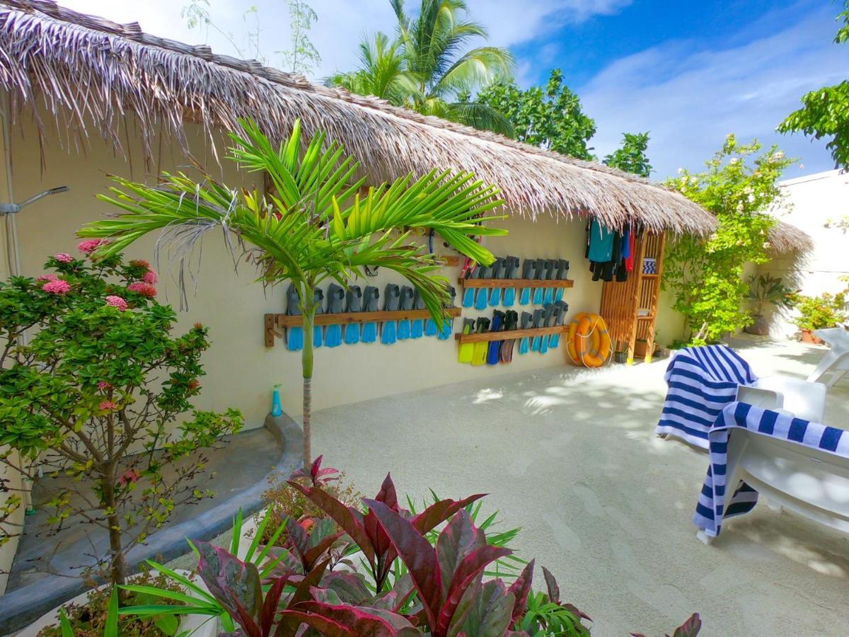 Ras Beach Inn Rasdhoo Экстерьер фото