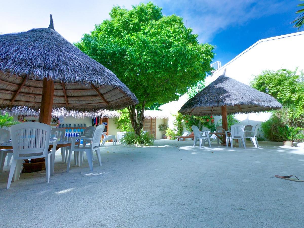 Ras Beach Inn Rasdhoo Экстерьер фото